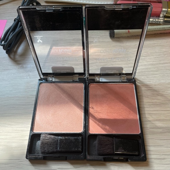 2 Wet n wild coloricon blushes - Picture 2 of 4